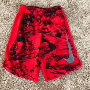Red/black Nike shorts boys size 6